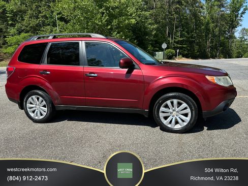 Used 2011 Subaru Forester 2.5X Premium w/ All-Weather Pkg AWD/4WD image 6