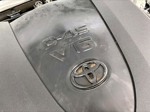 Used 2020 Toyota Tacoma TRD Off-Road image 32