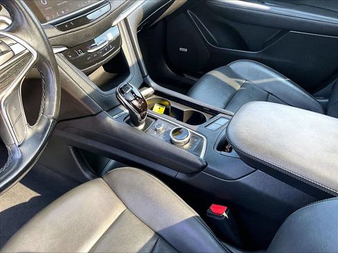Used 2022 Cadillac XT5 Premium Luxury AWD/4WD image 21