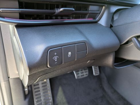 Certified 2025 Hyundai Elantra N Line image 19