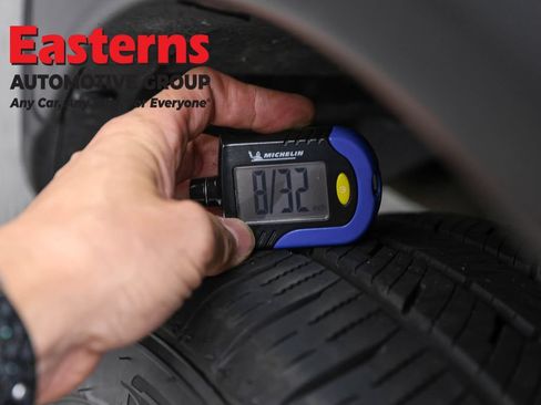 Used 2024 Mitsubishi Eclipse Cross AWD image 29