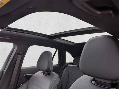 New 2026 Mercedes-Benz GLC 300 4MATIC image 15