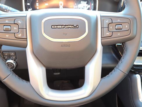 New 2026 GMC Sierra 2500 Denali AWD/4WD image 13