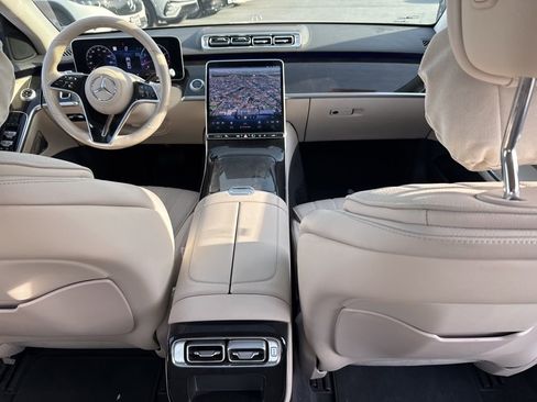 Used 2022 Mercedes-Benz S 500 4MATIC image 8