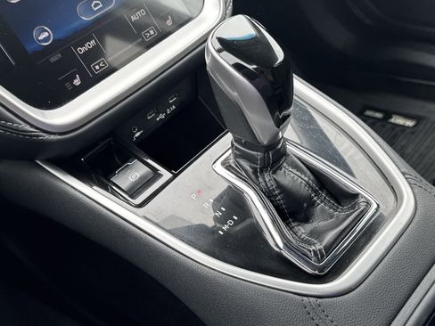 Used 2020 Subaru Outback Premium image 21