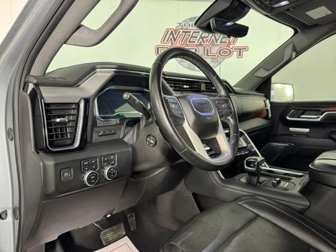 Used 2024 GMC Sierra 1500 Denali w/ Denali Reserve Package AWD/4WD image 10