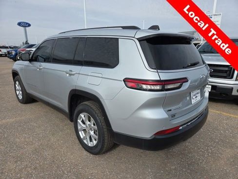 Used 2023 Jeep Grand Cherokee L Limited w/ Trailer Tow Group (B) image 3