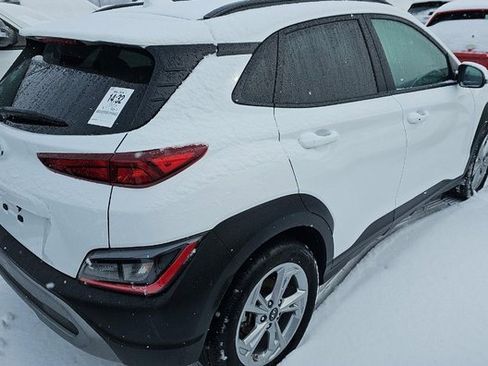 Used 2023 Hyundai Kona SEL image 3