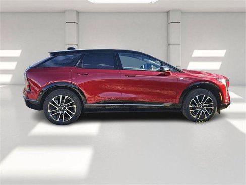 New 2026 Cadillac Optiq Sport 1 image 6