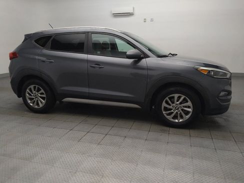 Used 2017 Hyundai Tucson SE w/ SE Popular Package 02 FWD image 11