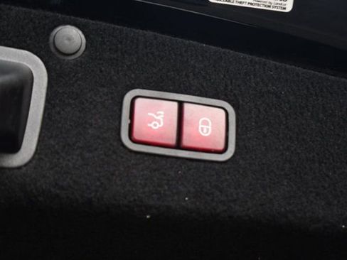 Used 2015 Mercedes-Benz S 63 AMG 4MATIC Sedan w/ Driver Assistance Package image 10