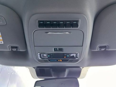 Used 2024 Ford F350 Lariat image 16