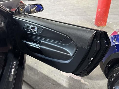 Used 2024 Ford Mustang GT Premium image 13