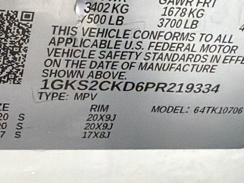 Used 2023 GMC Yukon AT4 image 34