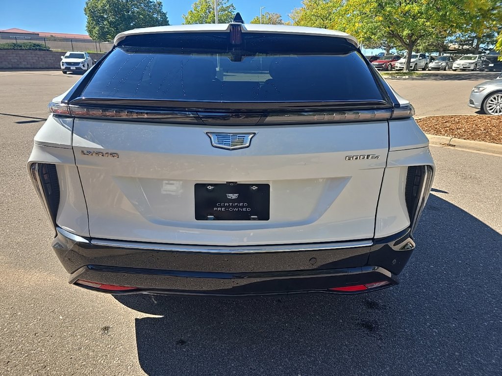 Used 2024 Cadillac Lyriq Luxury w/ LPO, Floor Liner Package AWD/4WD image 4