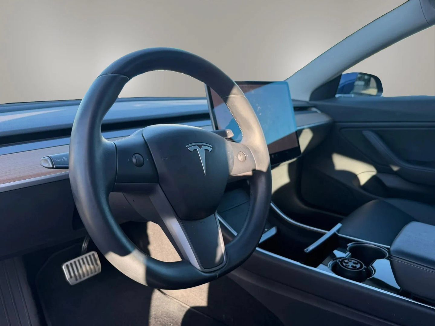 Used 2018 Tesla Model 3 Long Range RWD image 11