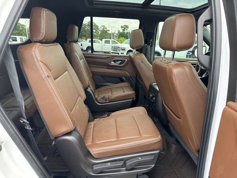 Used 2021 Chevrolet Tahoe High Country RWD image 21
