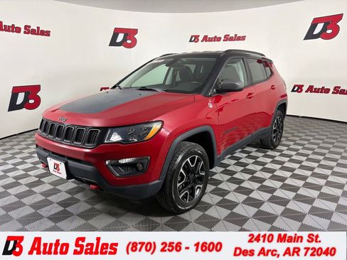 Used 2020 Jeep Compass Trailhawk AWD/4WD image 1