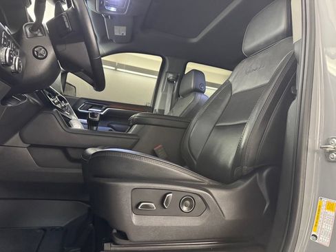 Used 2025 GMC Sierra 1500 Denali AWD/4WD image 18