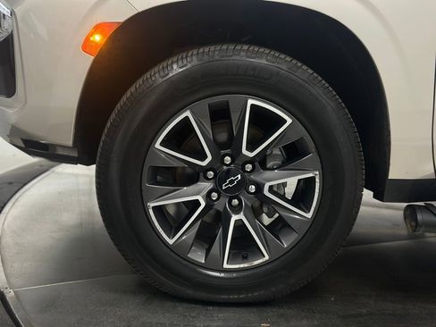 Used 2023 Chevrolet Tahoe Z71 w/ Luxury Package image 25