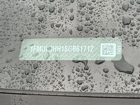 Used 2025 Ford Explorer Platinum w/ LUX Leather Package image 8