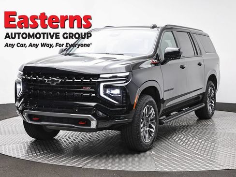 Used 2025 Chevrolet Suburban Z71 AWD/4WD image 1