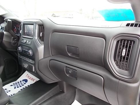 Used 2024 Chevrolet Silverado 1500 W/T w/ Z71 Off-Road Package image 24