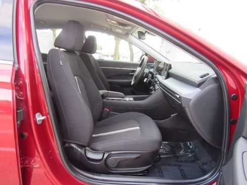 Used 2025 Hyundai Sonata SEL image 21