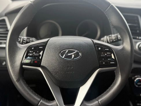 Used 2017 Hyundai Tucson Limited w/ Limited Ultimate Package 03 image 14