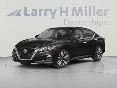 Used 2022 Nissan Altima 2.5 SV