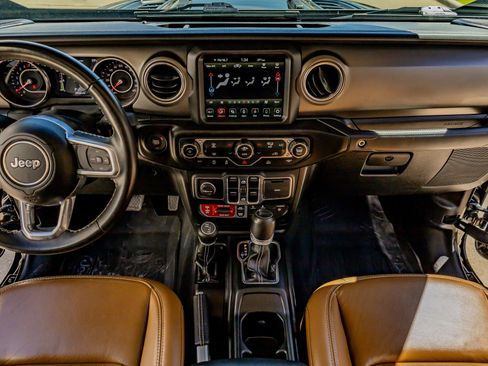 Used 2022 Jeep Gladiator Rubicon w/ Trailer Tow Package image 23