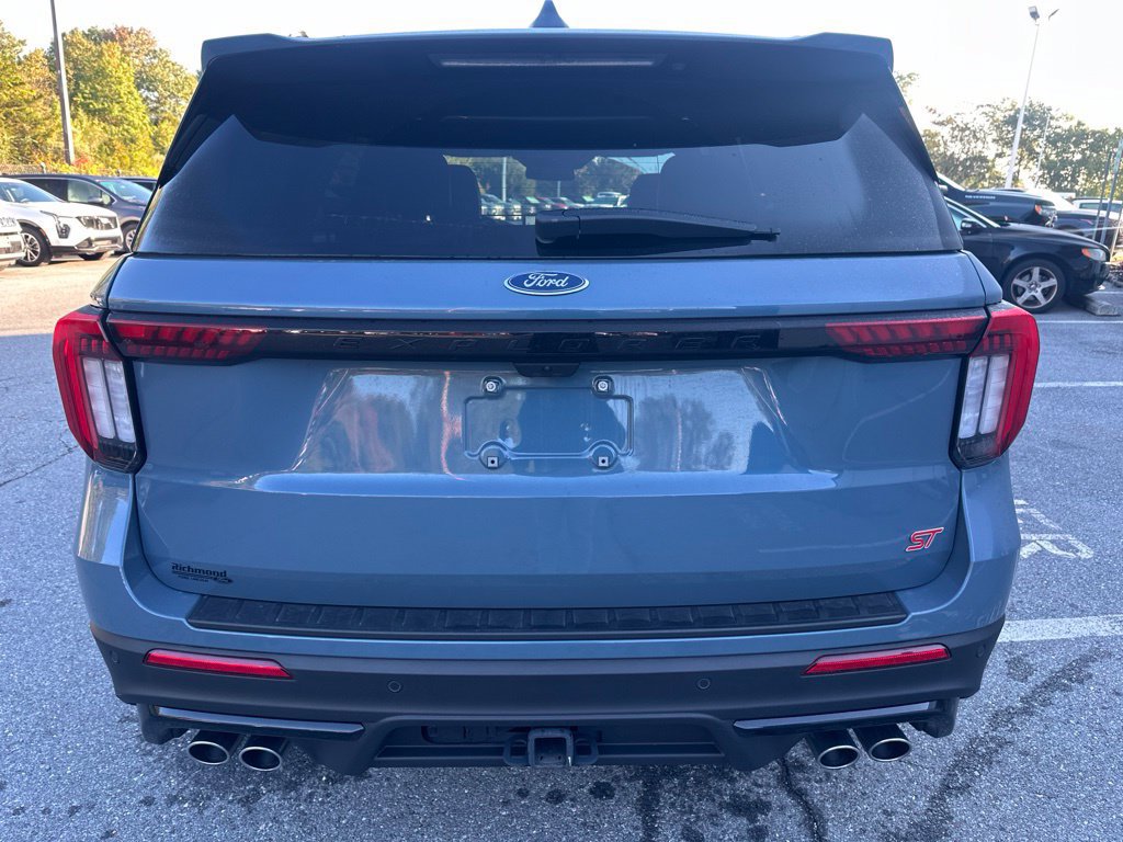 Used 2025 Ford Explorer ST w/ Sun And Sound Package AWD/4WD image 6