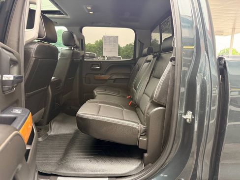 Used 2018 Chevrolet Silverado 2500 High Country w/ Duramax Plus Package AWD/4WD image 33