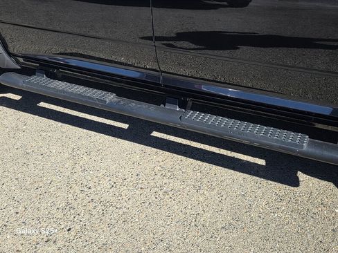 Used 2016 RAM 1500 Express RWD image 4