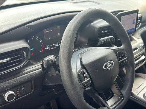 Certified 2021 Ford Explorer 2WD image 21