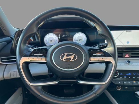 Used 2024 Hyundai Elantra Limited FWD image 24