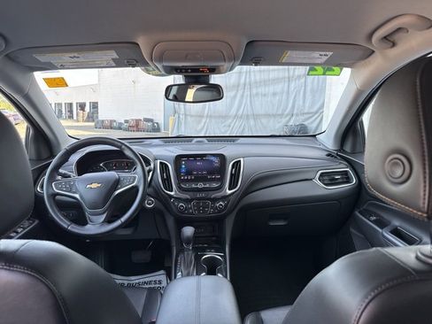 Used 2022 Chevrolet Equinox Premier image 30