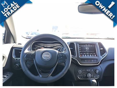 Used 2022 Jeep Cherokee Trailhawk w/ Comfort/Convenience Group image 30