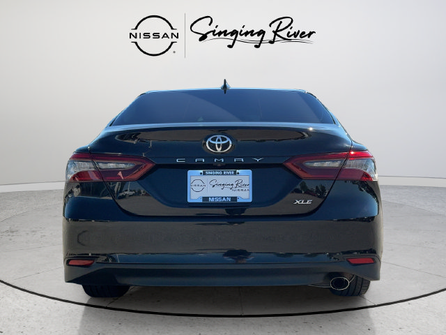 Used 2024 Toyota Camry XLE FWD image 6