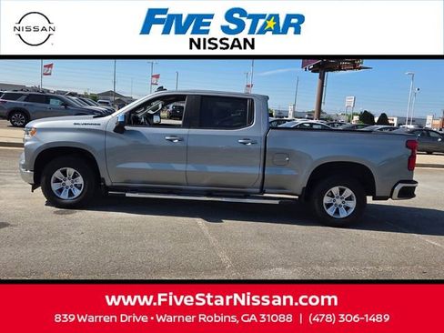 Used 2024 Chevrolet Silverado 1500 LT w/ Protection Package RWD image 4