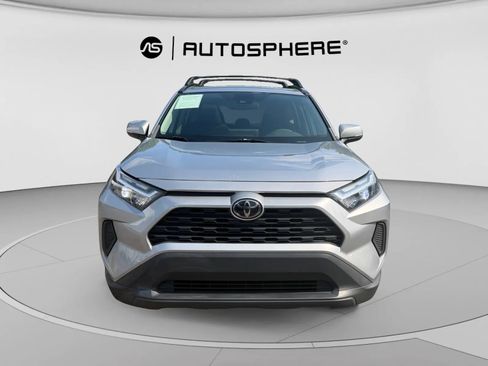 Used 2023 Toyota RAV4 XLE w/ Convenience Package FWD image 2
