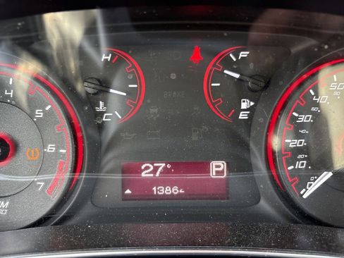 Used 2015 Dodge Dart SXT image 25