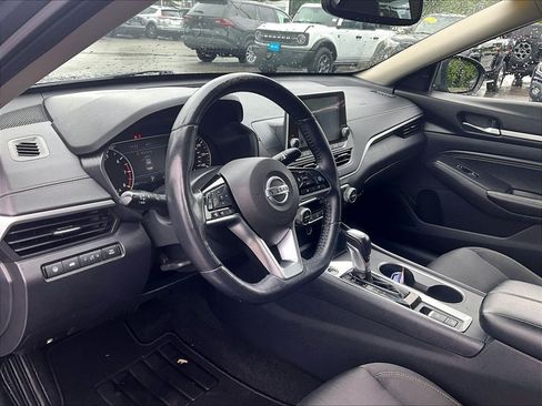 Used 2019 Nissan Altima 2.5 SV AWD/4WD image 8