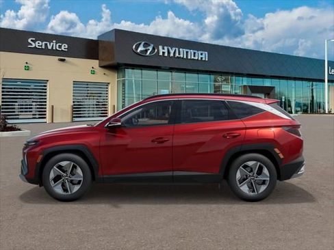 Used 2025 Hyundai Tucson SEL image 3