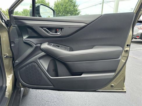 Certified 2025 Subaru Outback Premium image 8