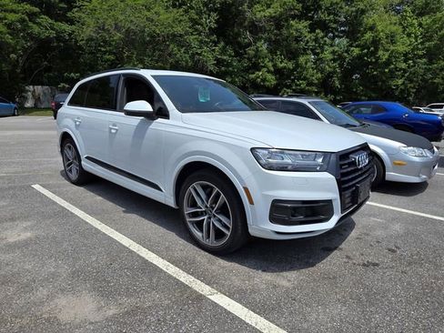 Used 2018 Audi Q7 3.0T Prestige w/ Prestige Package AWD/4WD image 1
