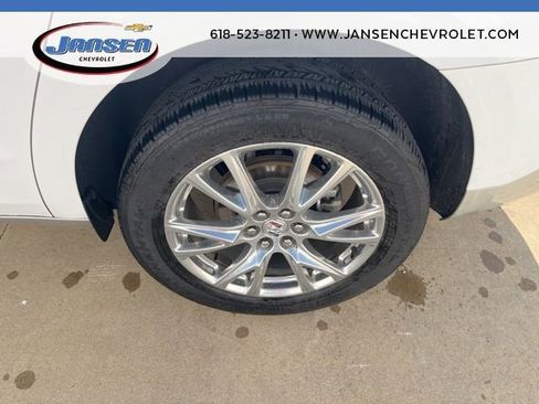 Used 2023 Buick Enclave Essence w/ Experience Buick Package FWD image 7