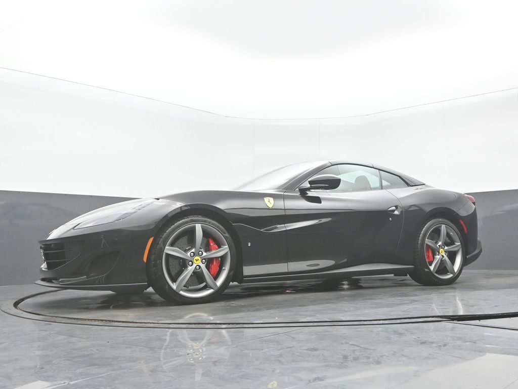 Used 2020 Ferrari Portofino RWD image 29