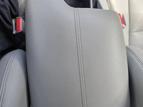Used 2017 Honda Accord EX-L image 28