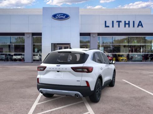 New 2025 Ford Escape SE w/ PHEV Premium Package FWD image 8